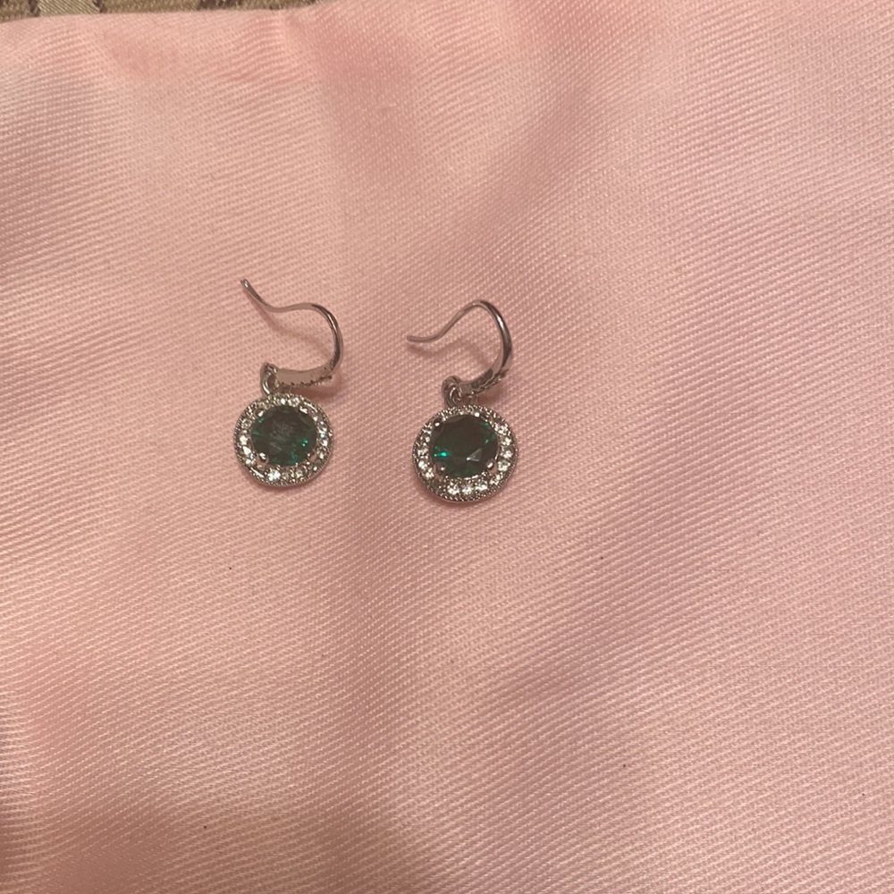 Green hanging earrings - R
